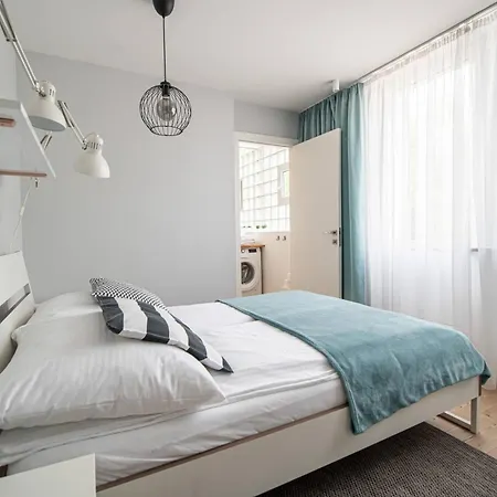 Apartment By The Castle - Spot In
