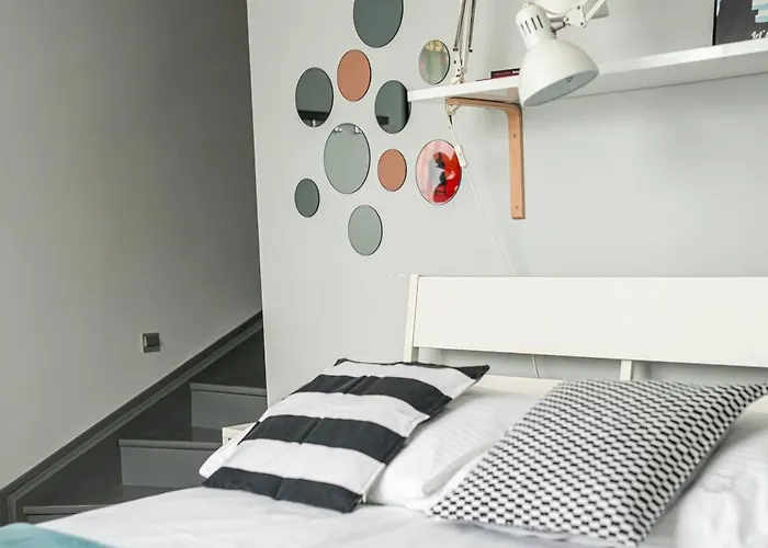 By The Castle - Spot In Lejlighed *