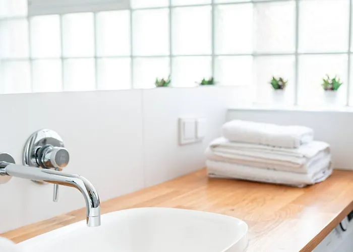 By The Castle - Spot In Lejlighed *